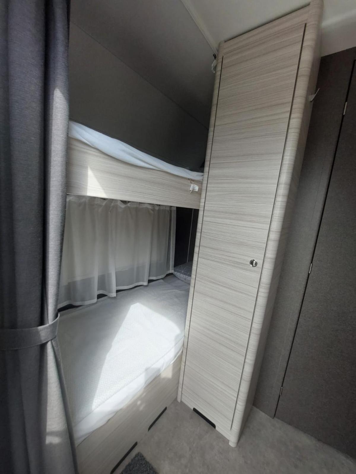 Bauer Caravan In Fkk Solaris Campingplatz Poreč