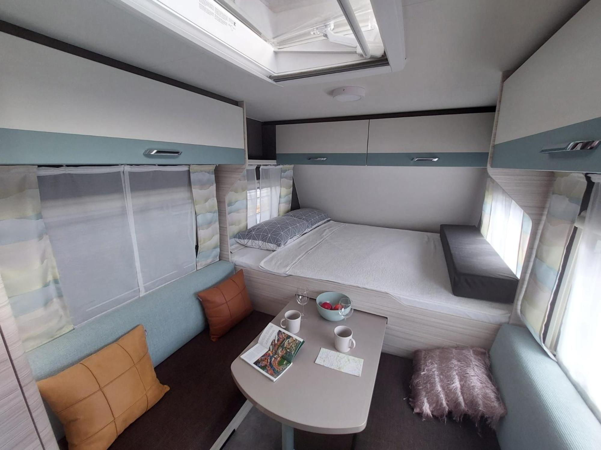 Bauer Caravan In Fkk Solaris Poreč