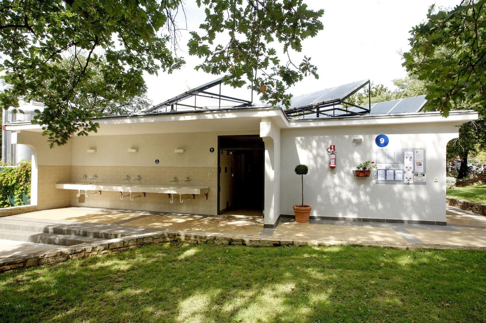 Bauer Caravan In Fkk Solaris * Poreč